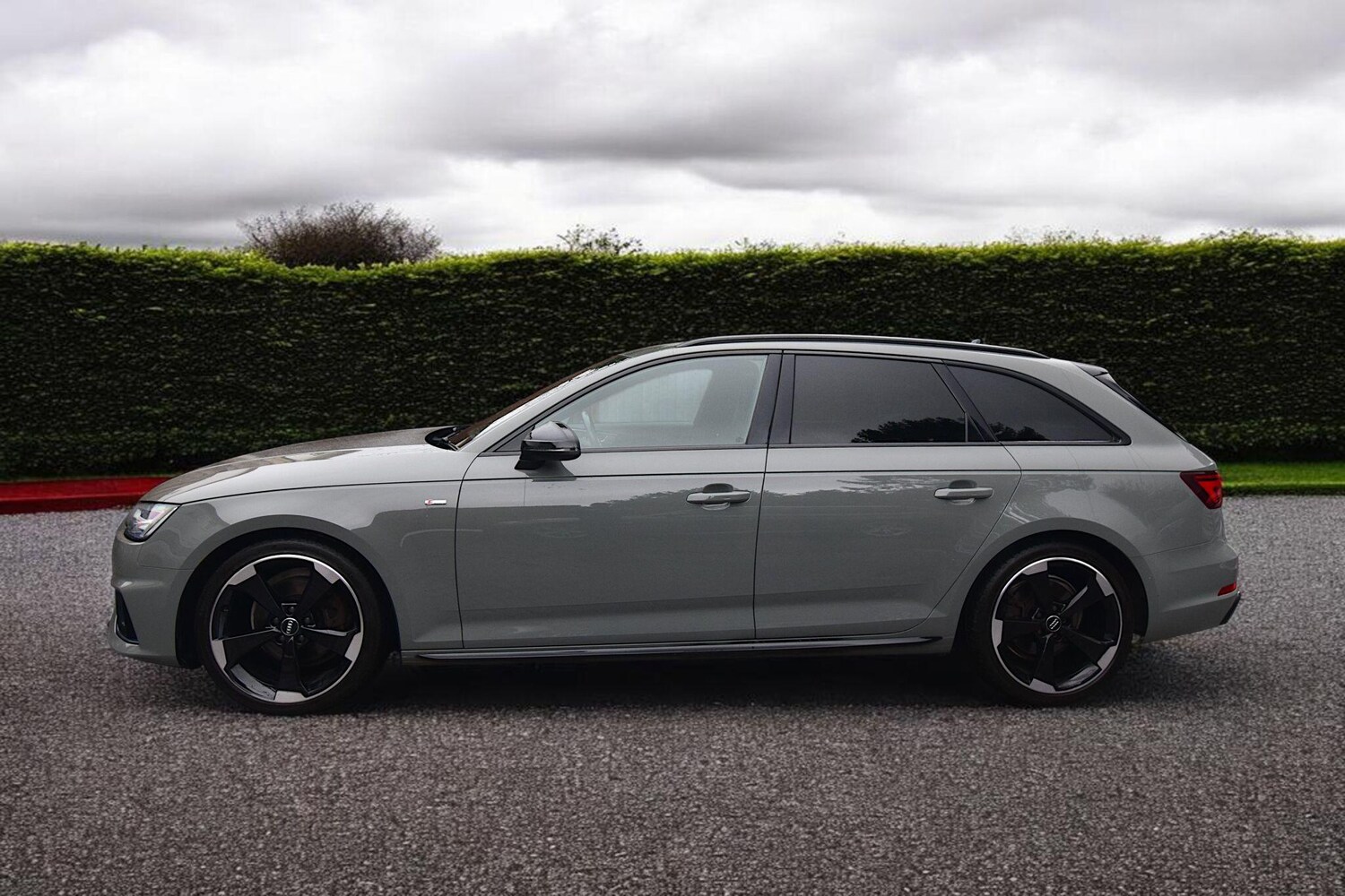 Used Audi A4 Avant for sale - 77670810: Photo 42