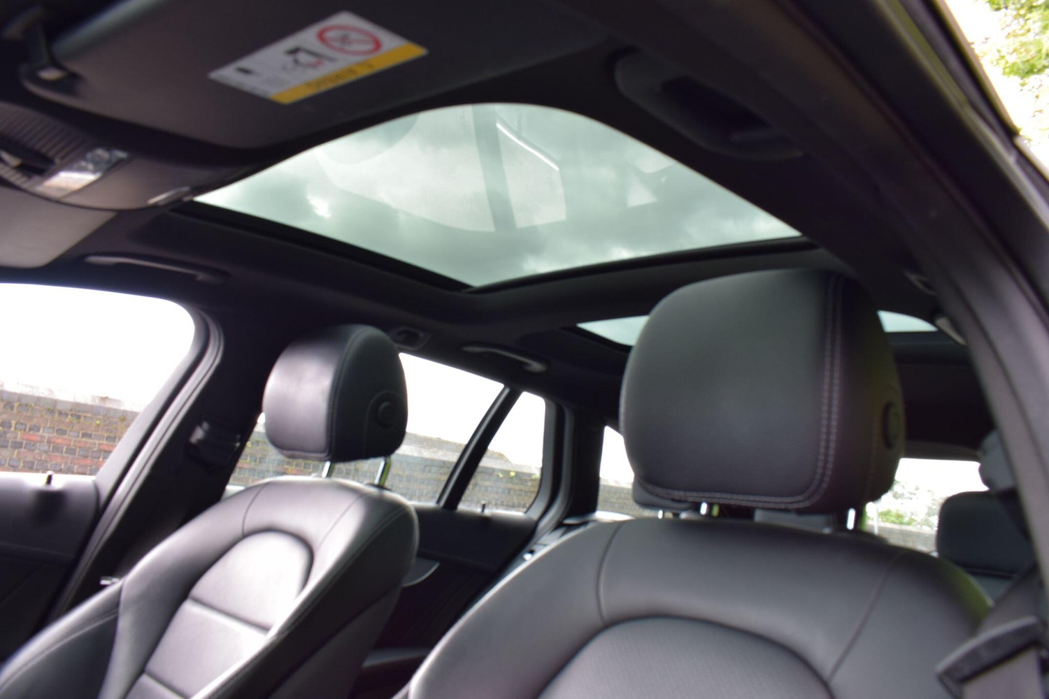 Used Mercedes-Benz C Class 2015 for sale - 77559361: Photo 15