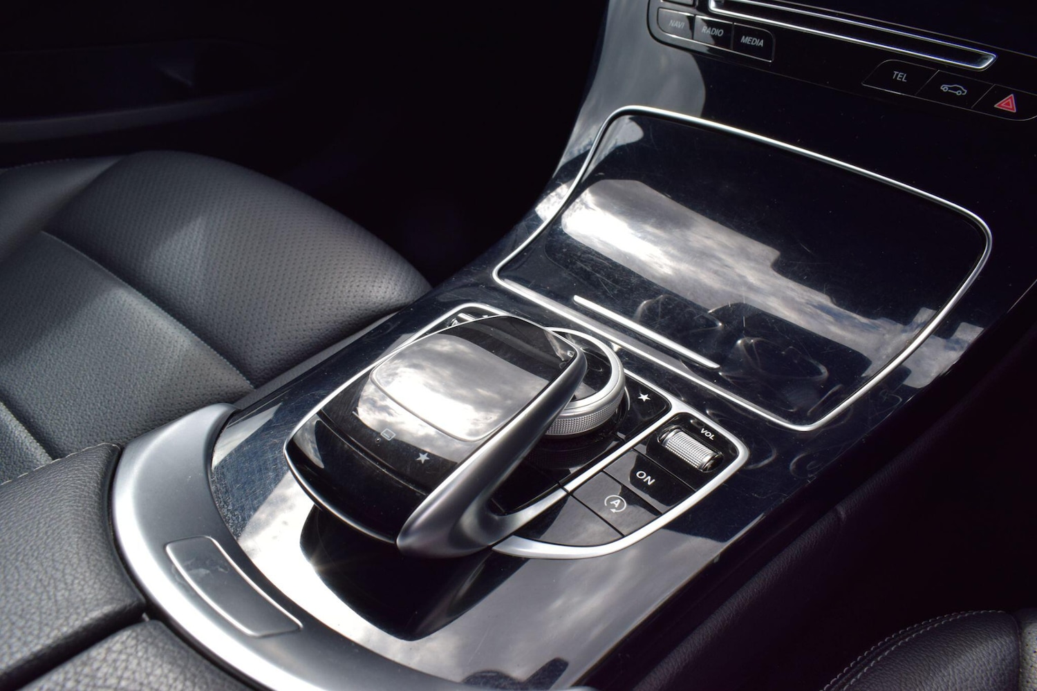 Used Mercedes-Benz C Class 2015 for sale - 77559361: Photo 23