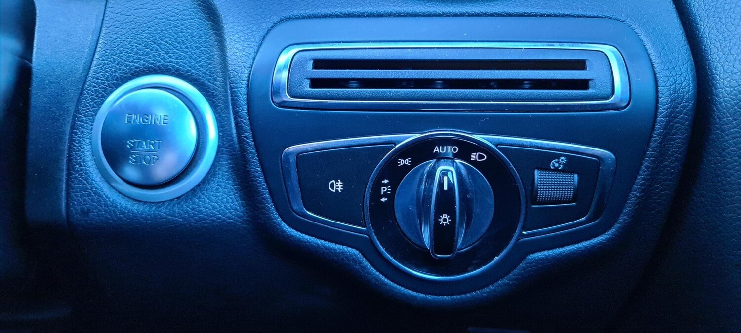 Used Mercedes-Benz C Class 2015 for sale - 77559361: Photo 38