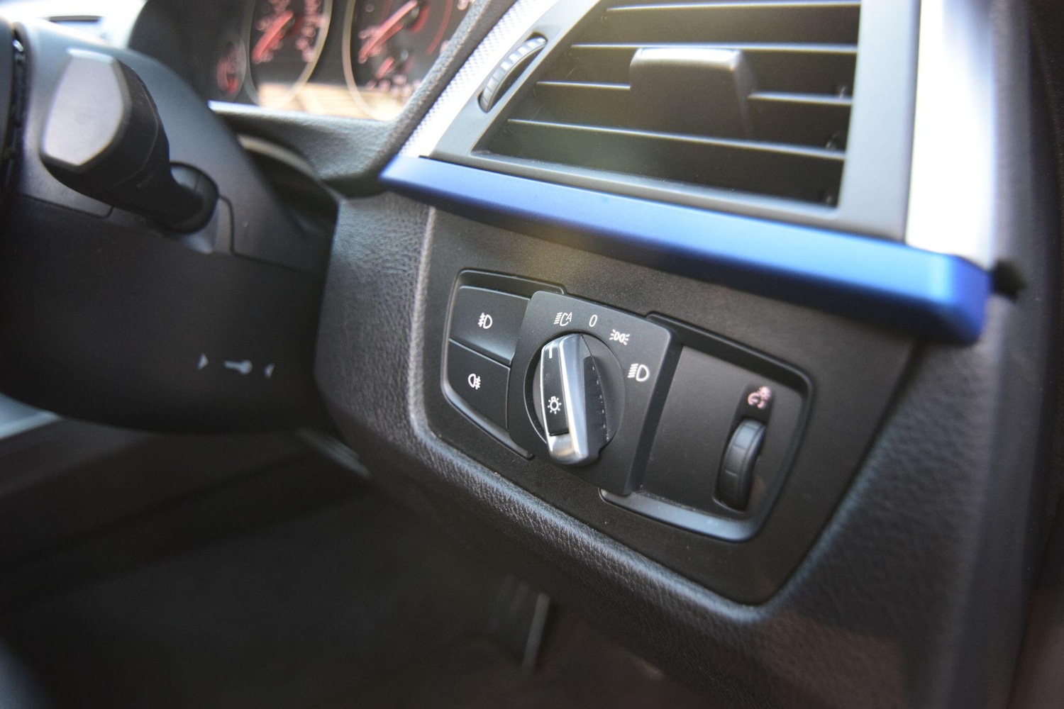 Used BMW 3 Series 2017 for sale - 77074192: Photo 28