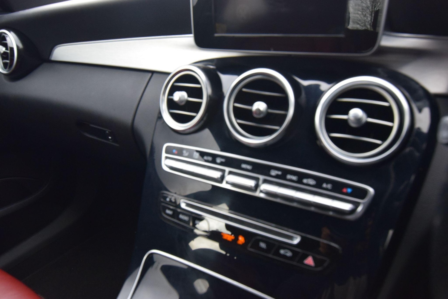 Used Mercedes-Benz C Class 2017 for sale - 77625215: Photo 25