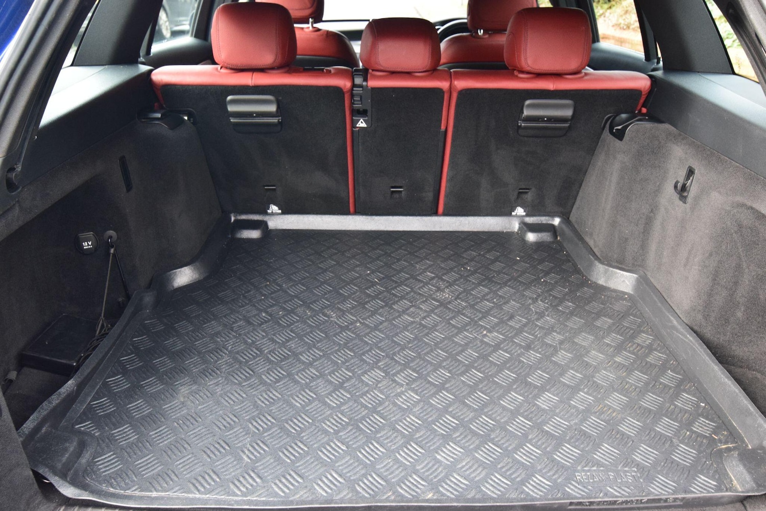 Used Mercedes-Benz C Class 2017 for sale - 77625215: Photo 32