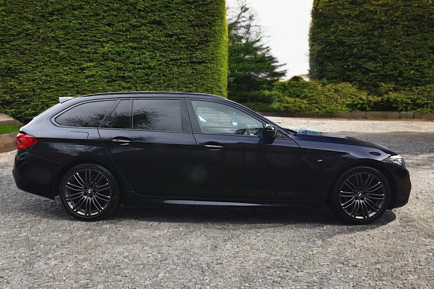 Used BMW 5 Series 2018 for sale - 77320799: Photo 2