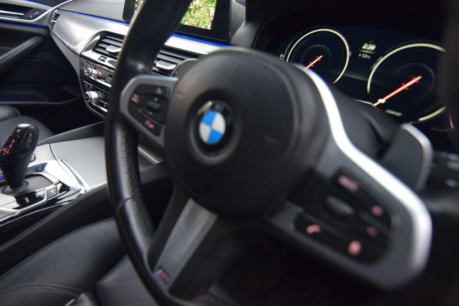 Used BMW 5 Series 2018 for sale - 77320799: Photo 34