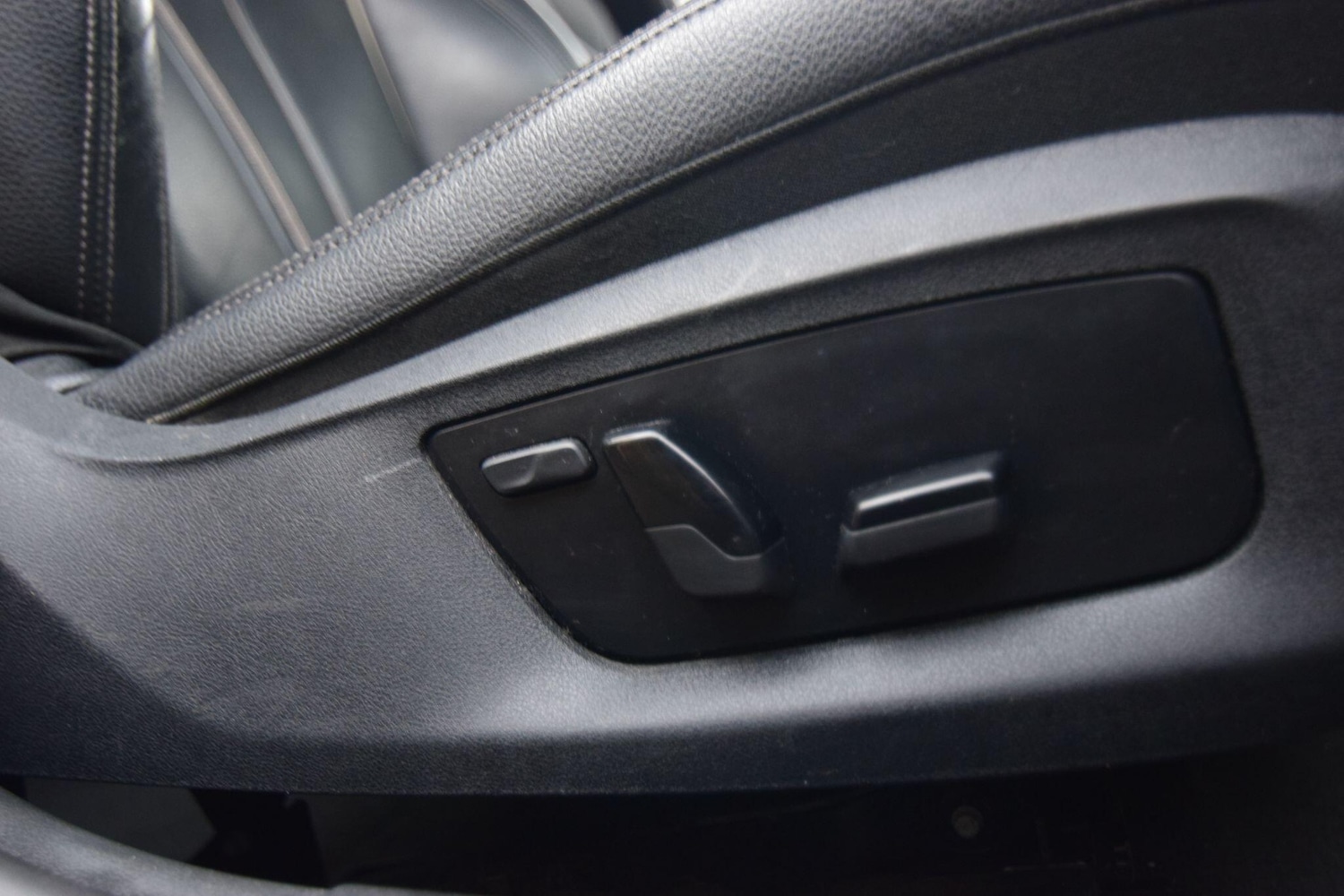 Used BMW 5 Series 2018 for sale - 77320799: Photo 35