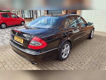 Used Mercedes-Benz E-Class 2007 for sale - 75982091: Photo
