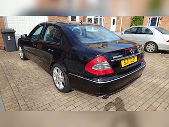Used Mercedes-Benz E-Class 2007 for sale - 75982091: Photo