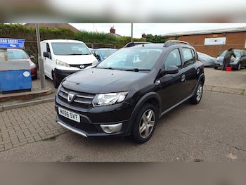 Used Dacia Sandero Stepway 2016 for sale - 75931514: Photo