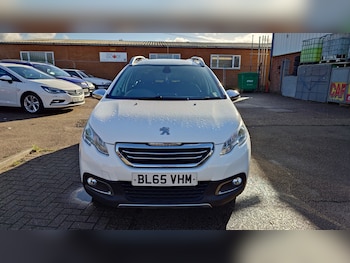 Used Peugeot 2008 2015 for sale - 79446910: Photo