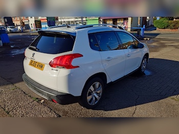 Used Peugeot 2008 2015 for sale - 79446910: Photo