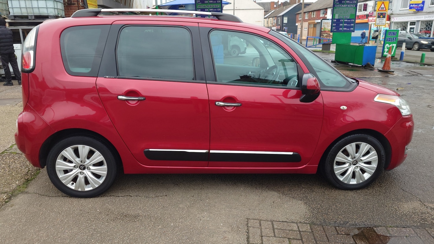Used Citroen C3 Picasso 2011 for sale - 76969234: Photo 5