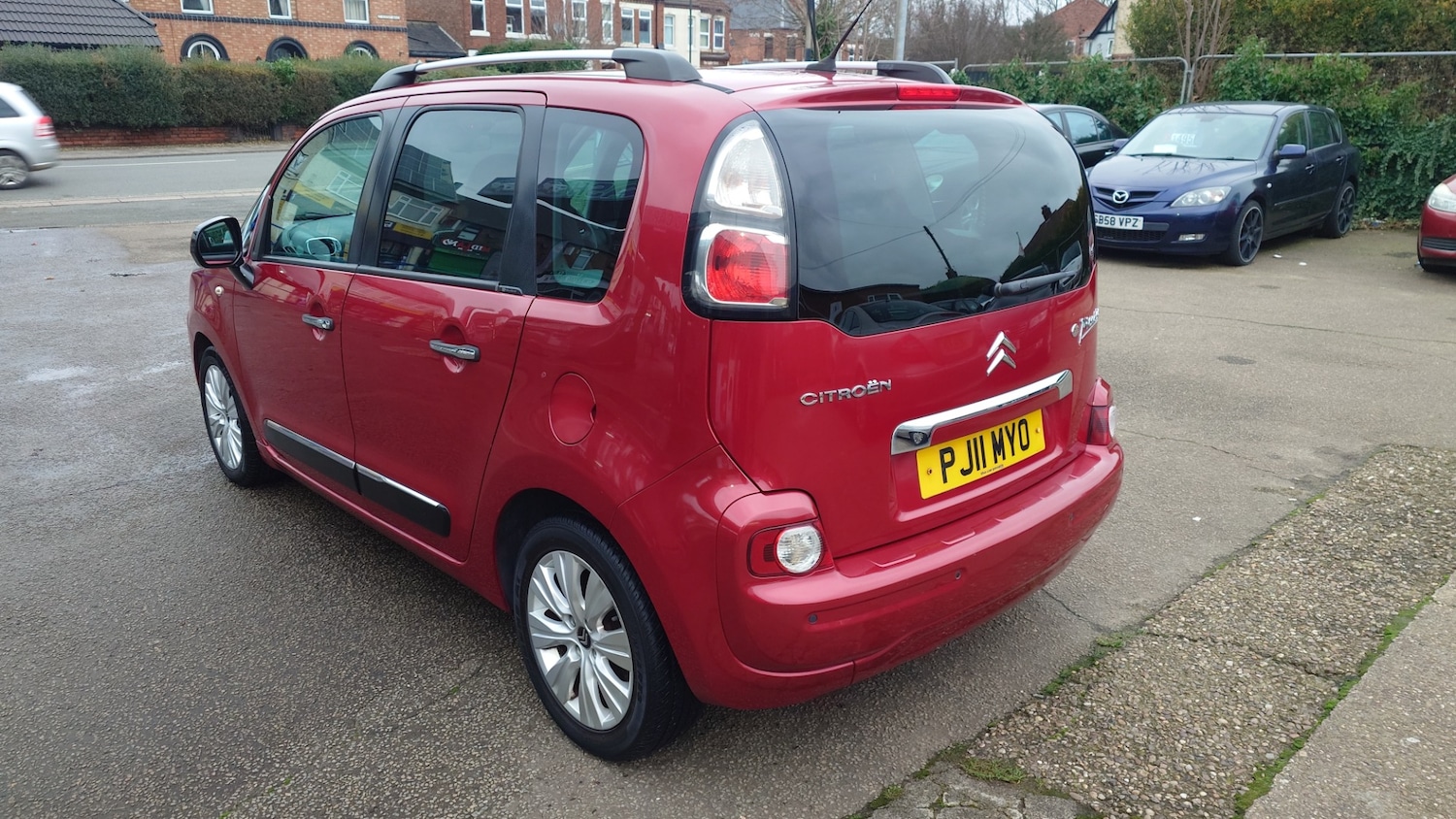 Used Citroen C3 Picasso 2011 for sale - 76969234: Photo 6