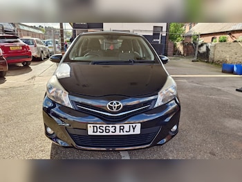 Used Toyota Yaris 2014 for sale - 79583697: Photo