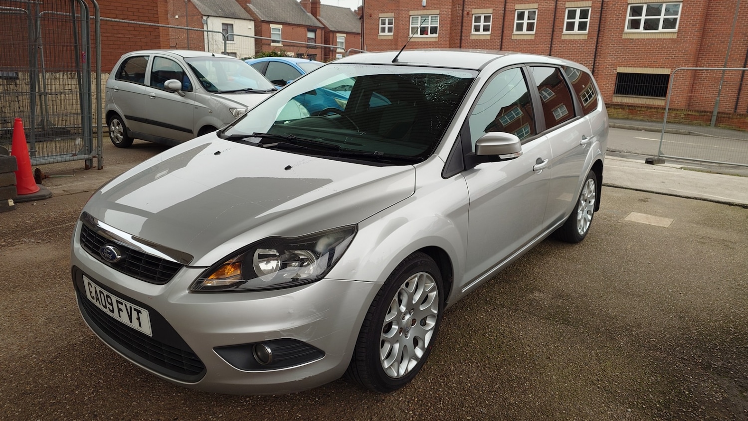 Used Ford Focus 2009 for sale - 77418642: Photo 5