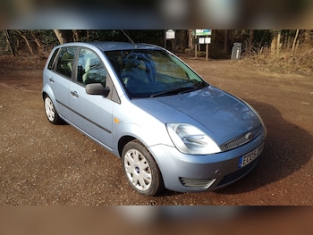Used Ford Fiesta 2005 for sale - 75931530: Photo