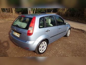 Used Ford Fiesta 2005 for sale - 75931530: Photo