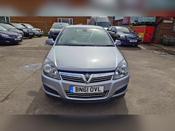 Used Vauxhall Astra 2011 for sale - 75920500: Photo