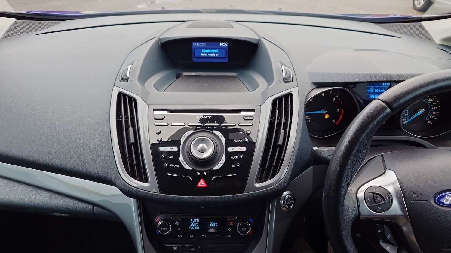 Used Ford Grand C-Max 2013 for sale - 76187328: Photo 12