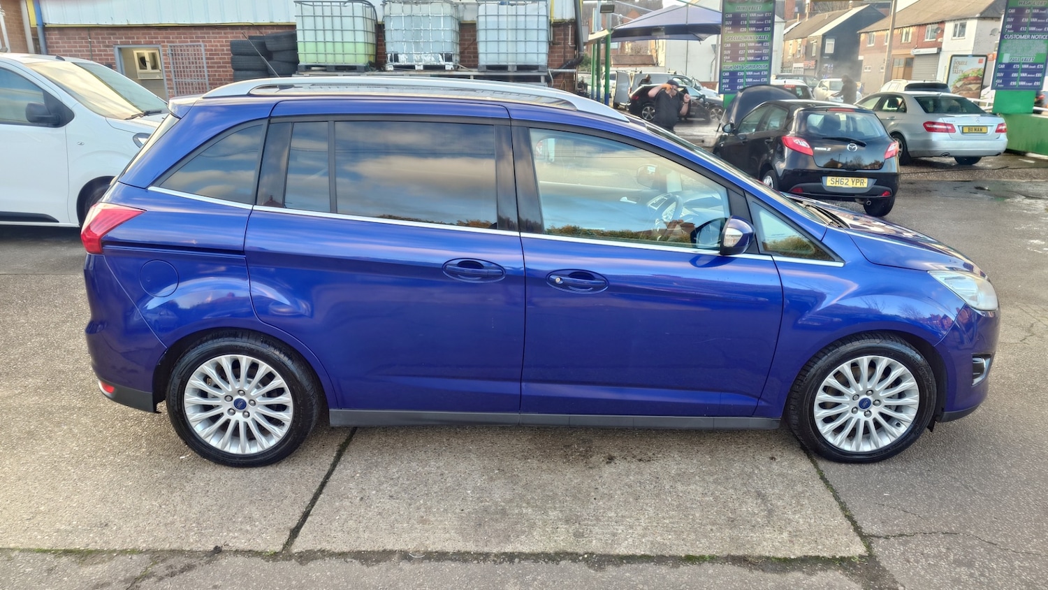 Used Ford Grand C-Max 2013 for sale - 76187328: Photo 4
