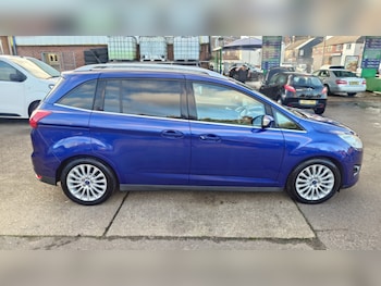 Used Ford Grand C-Max 2013 for sale - 76187328: Photo