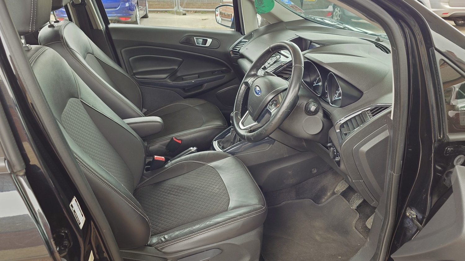 Used Ford Ecosport 2015 for sale - 77907005: Photo 16