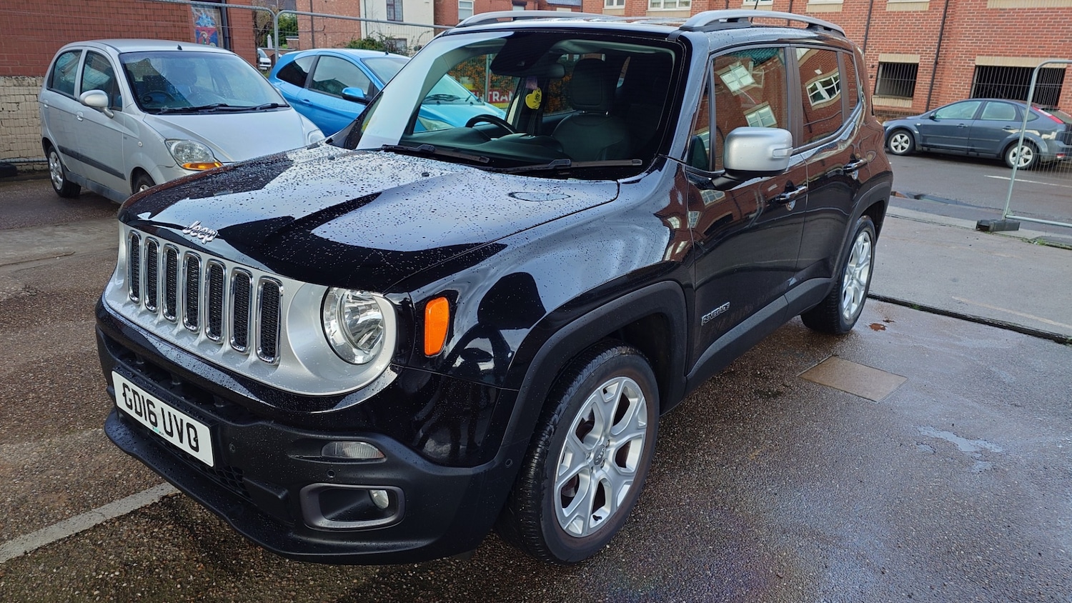 Used Jeep Renegade 2016 for sale - 77543849: Photo 2