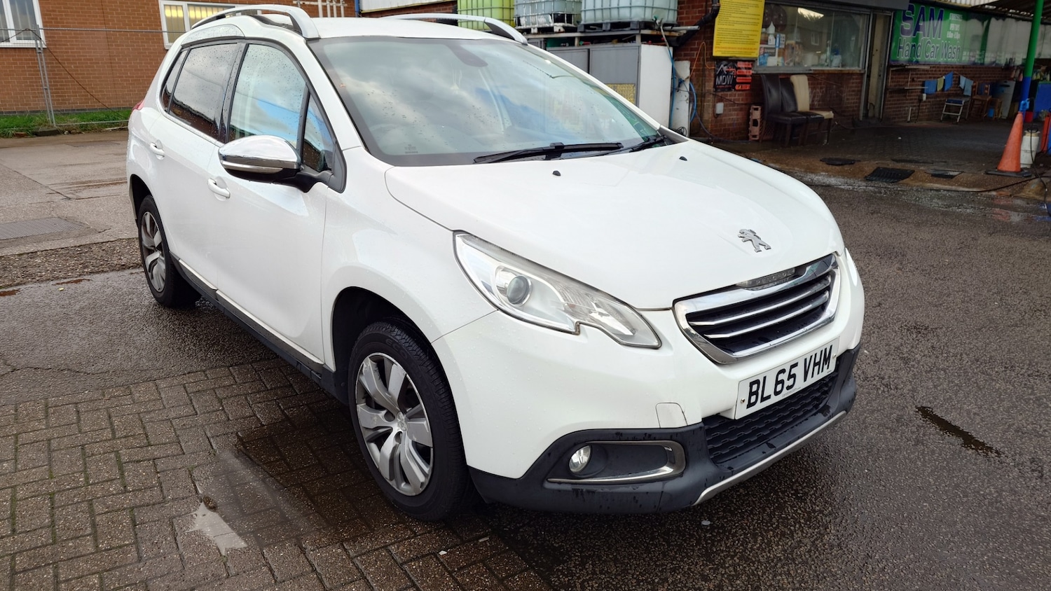 Used Peugeot 2008 2015 for sale - 76211077: Photo 2