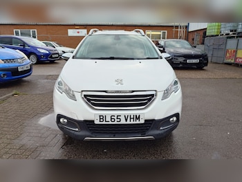 Used Peugeot 2008 2015 for sale - 76211077: Photo