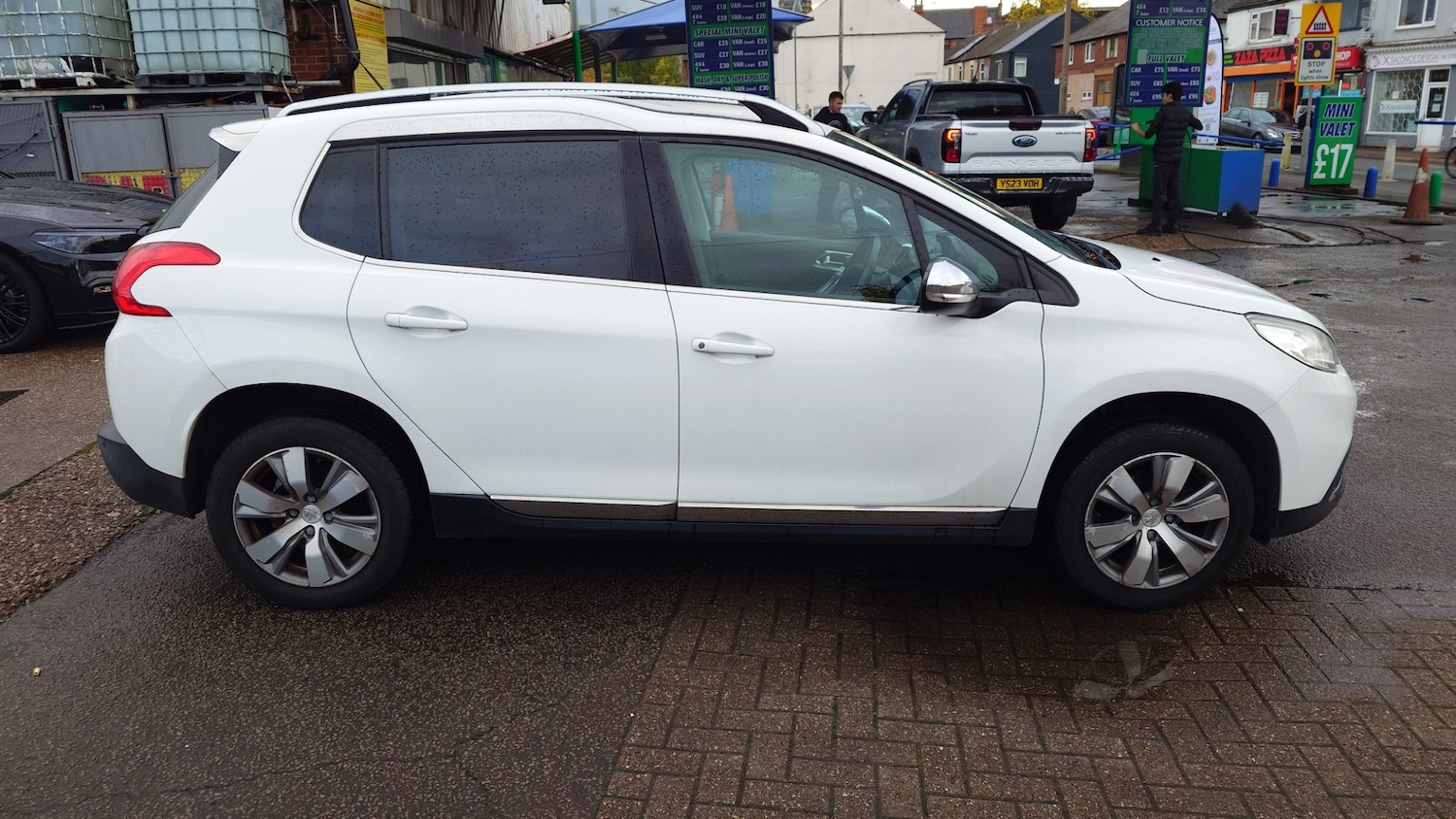 Used Peugeot 2008 2015 for sale - 76211077: Photo 8