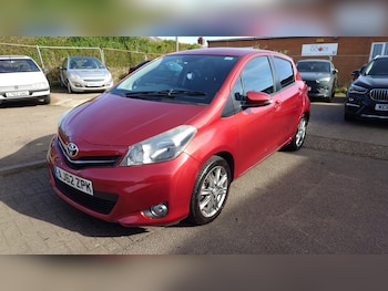 Used Toyota Yaris 2013 for sale - 75922300: Photo
