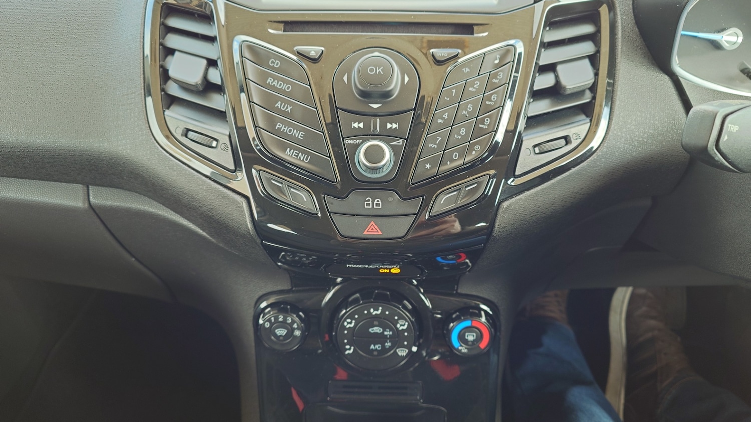 Used Ford Fiesta 2013 for sale - 78013353: Photo 12