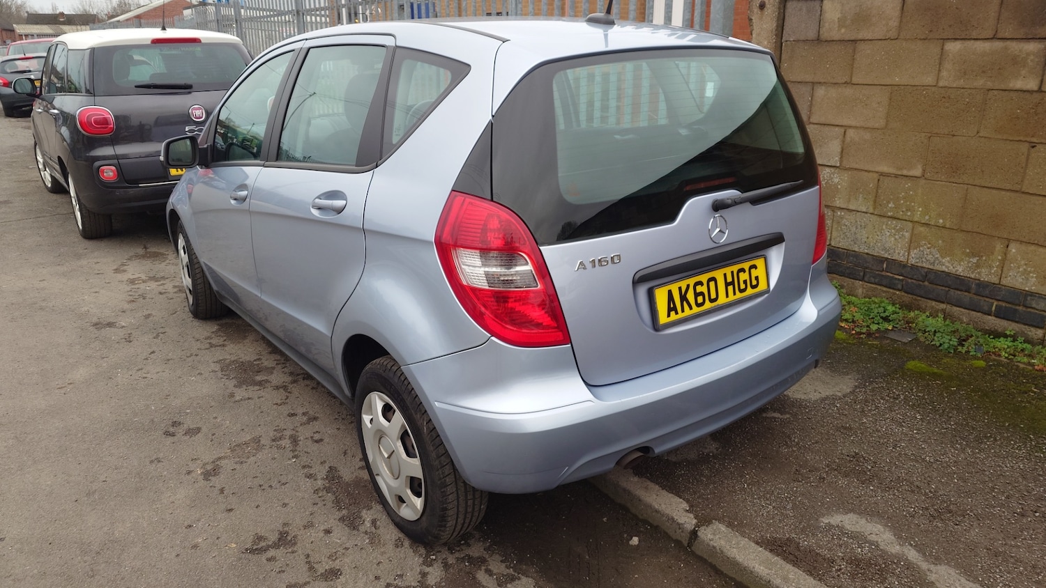 Used Mercedes-Benz A-Class 2010 for sale - 77107760: Photo 3