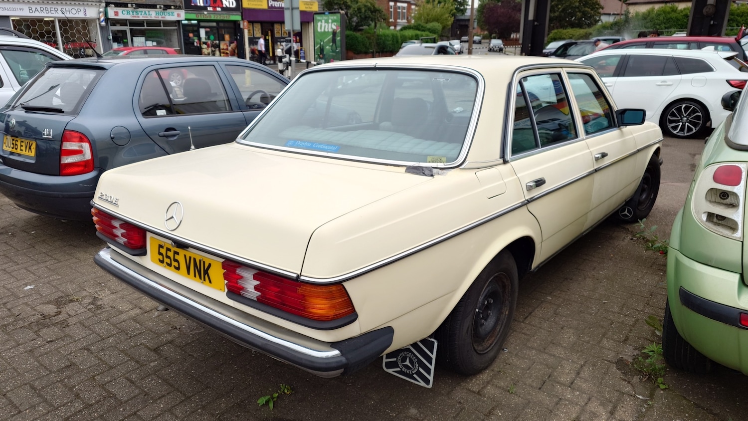 Used Mercedes-Benz 200 1983 for sale - 76063859: Photo 7