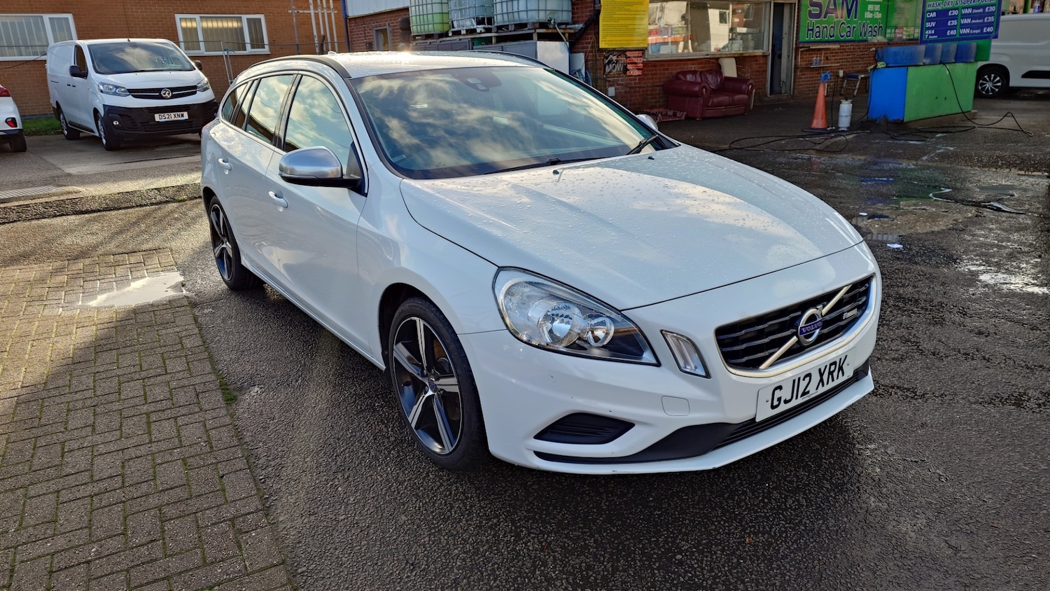 Used Volvo V60 2012 for sale - 76975400: Photo 2
