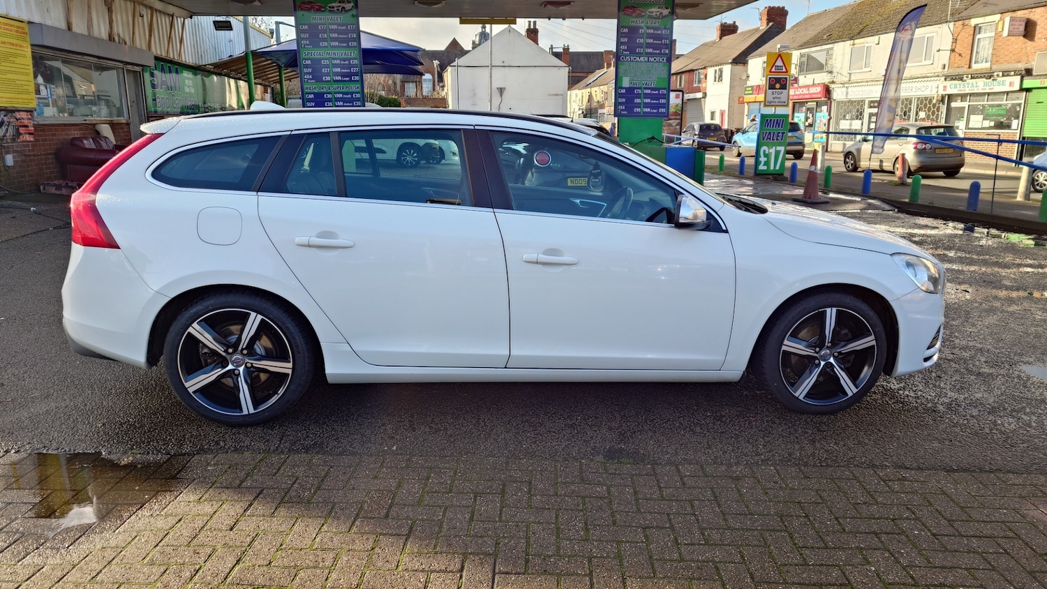 Used Volvo V60 2012 for sale - 76975400: Photo 8