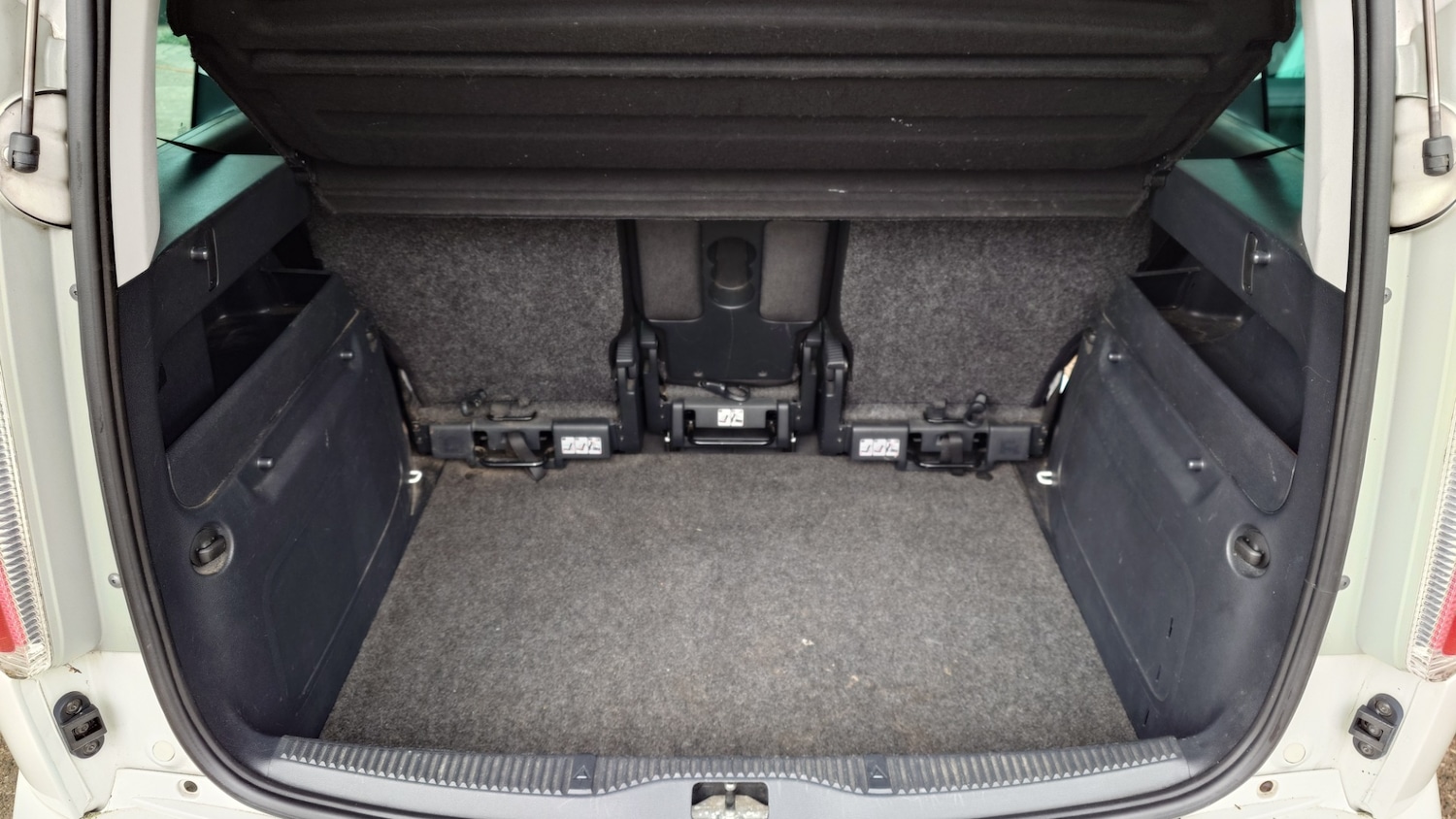 Used Skoda Roomster 2013 for sale - 76968542: Photo 11