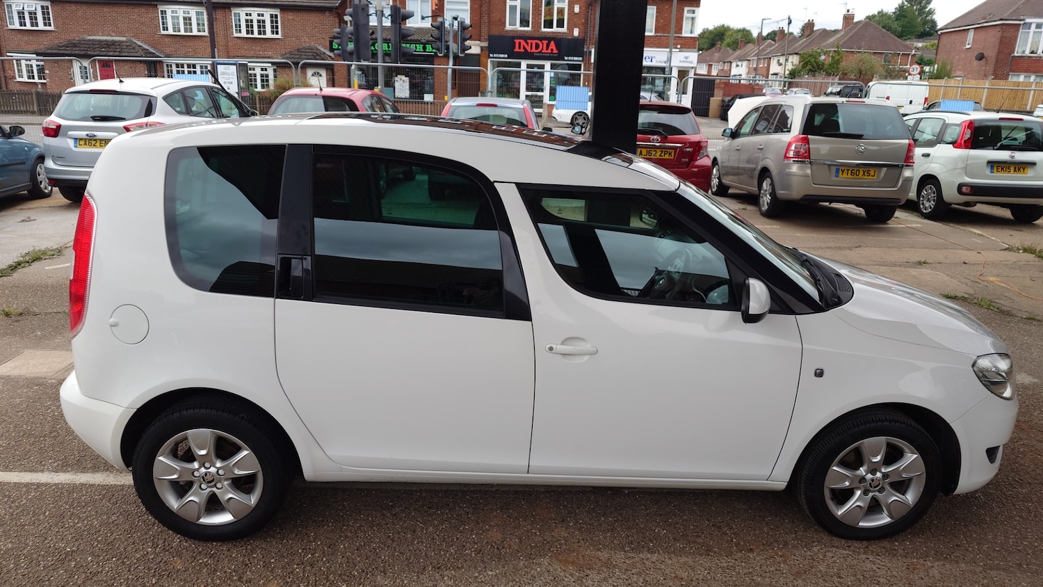 Used Skoda Roomster 2013 for sale - 76968542: Photo 8
