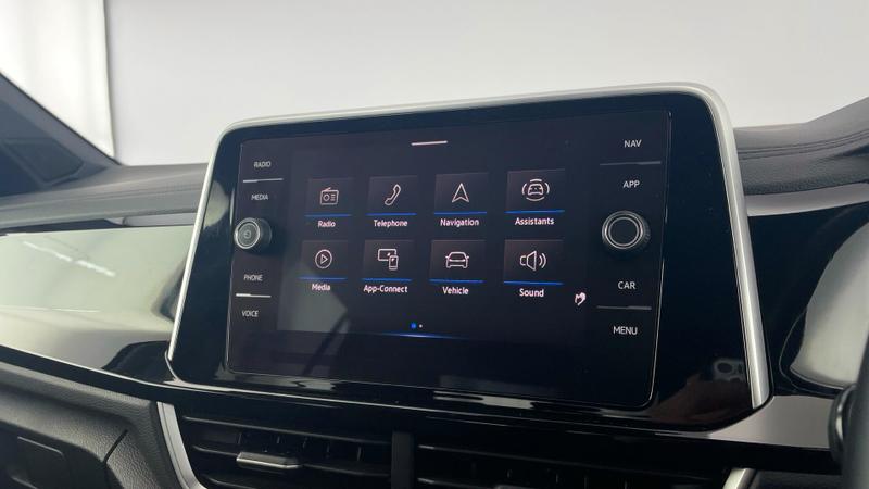 Used Volkswagen T-Roc 2024 for sale - 76244846: Photo 18