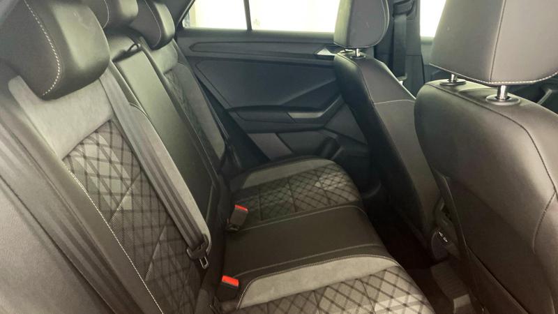 Used Volkswagen T-Roc 2024 for sale - 76244846: Photo 27