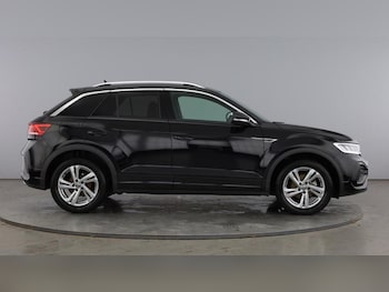 Used Volkswagen T-Roc 2024 for sale - 76244846: Photo