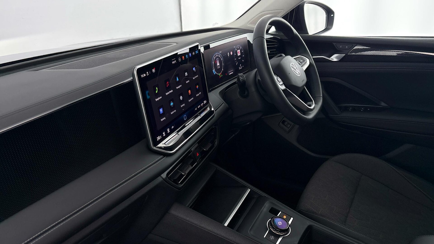 Used Volkswagen Tiguan 2025 for sale - 77603030: Photo 2