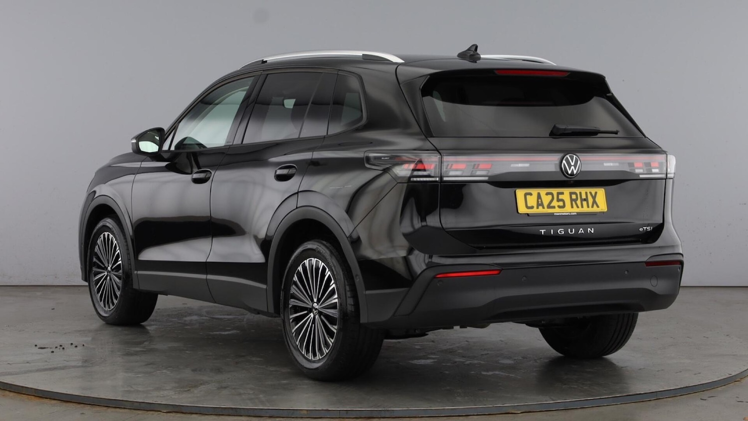 Used Volkswagen Tiguan 2025 for sale - 77603030: Photo 3