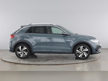 Used Volkswagen T-Roc 2024 for sale - 75475225: Photo