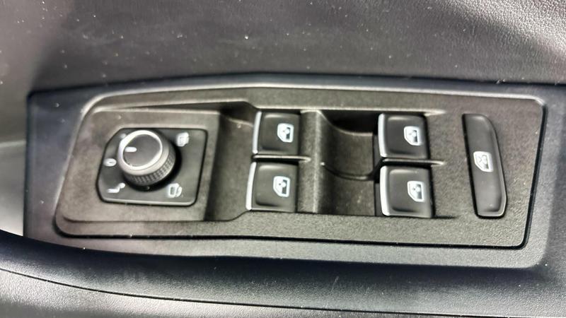 Used Volkswagen T-Roc 2025 for sale - 76244751: Photo 24