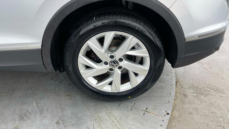 Used Volkswagen Tiguan 2021 for sale - 76244849: Photo 33