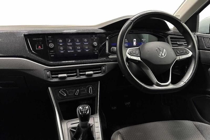 Used Volkswagen Polo 2024 for sale - 77020132: Photo 2