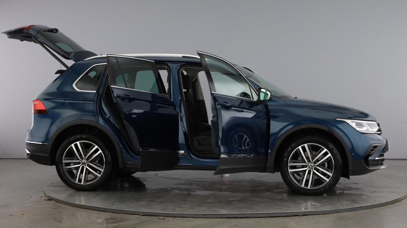 Used Volkswagen Tiguan 2023 for sale - 76819173: Photo 10