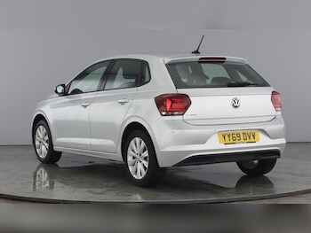 Used Volkswagen Polo 2019 for sale - 77602974: Photo