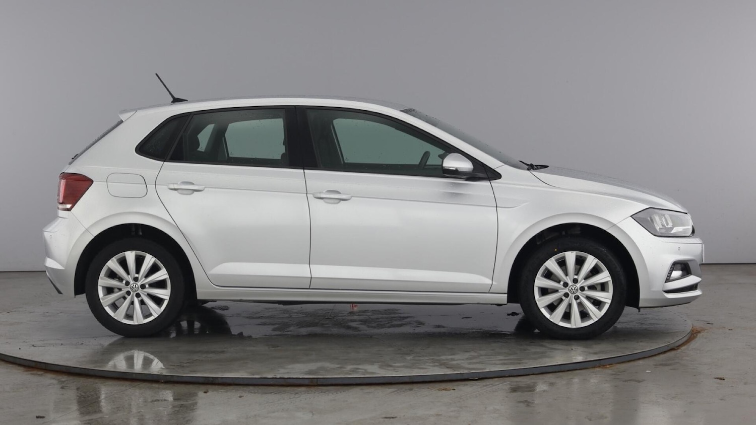 Used Volkswagen Polo 2019 for sale - 77602974: Photo 4